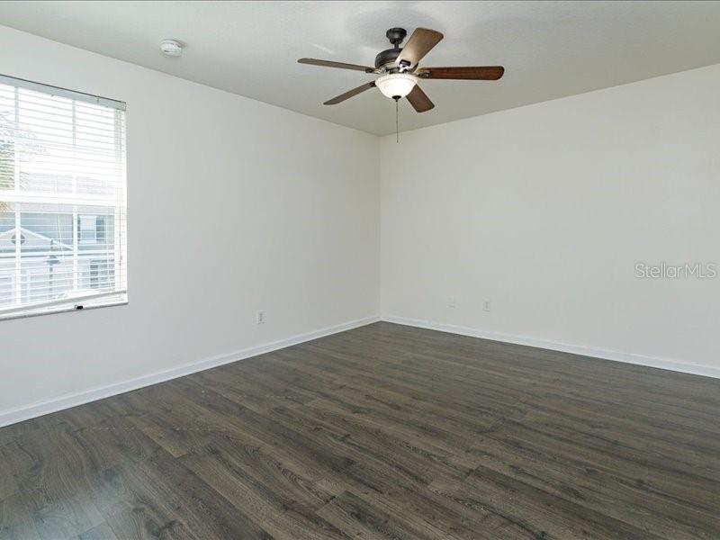 PRAIRIE LAKE RESERVE A B B2 E G - Residential Lease