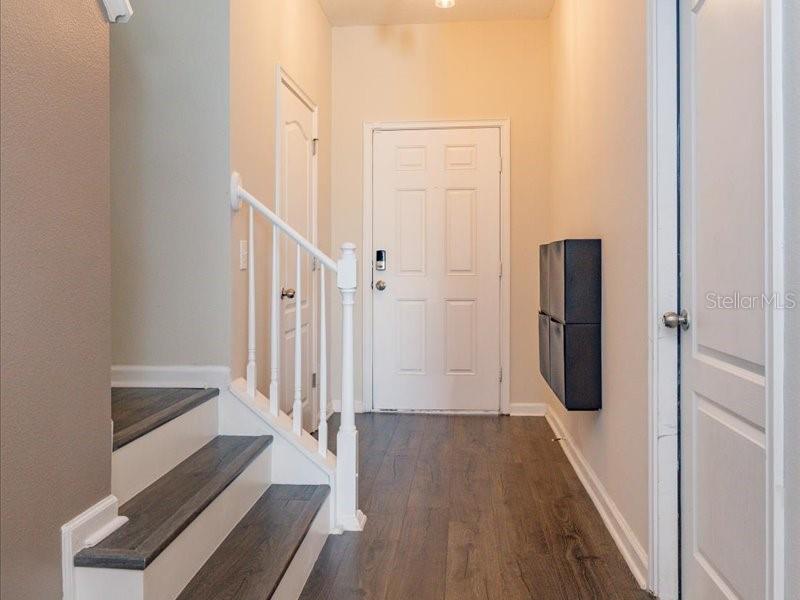 PRAIRIE LAKE RESERVE A B B2 E G - Residential Lease