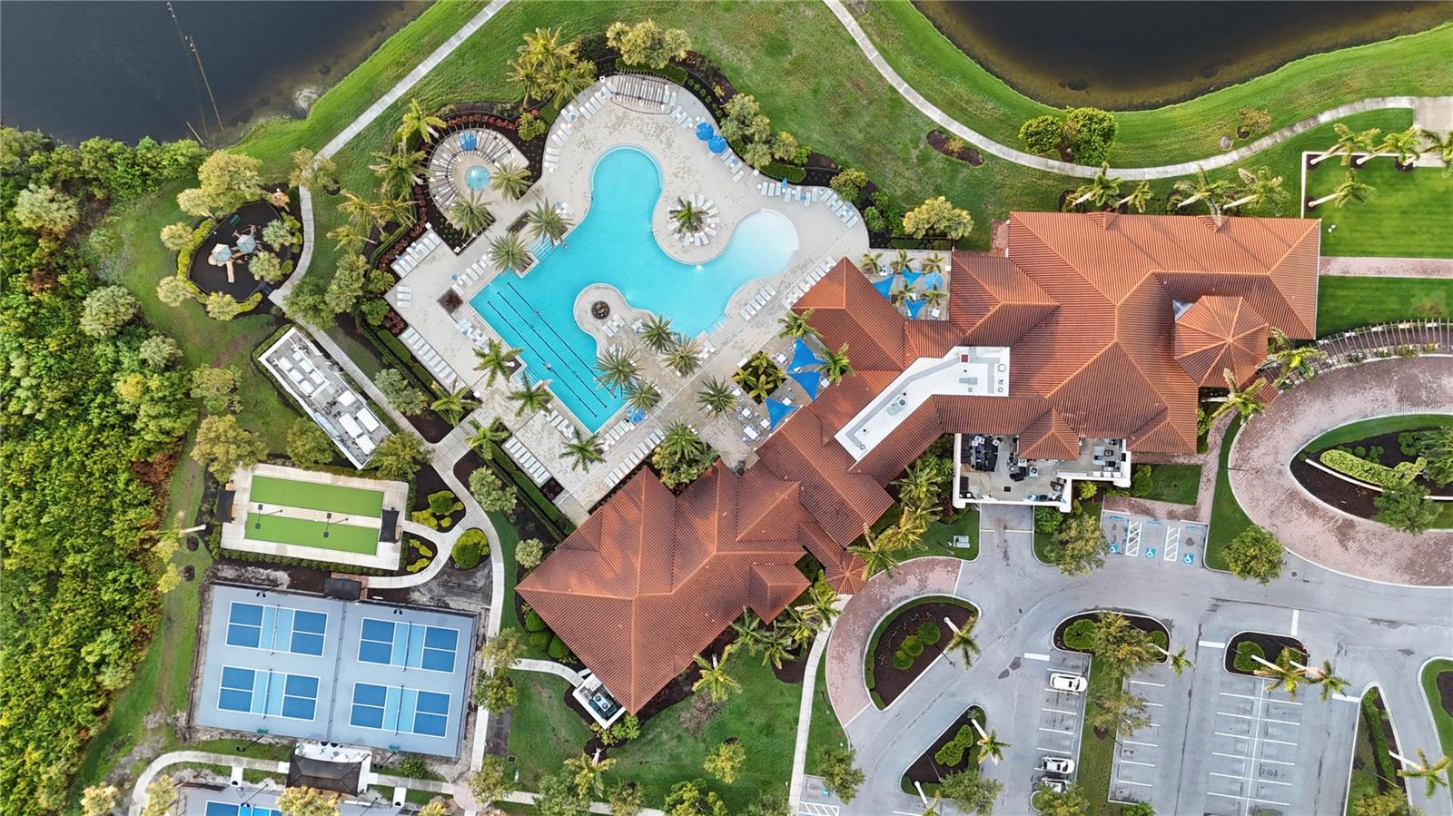 SARASOTA NATIONAL - Residential