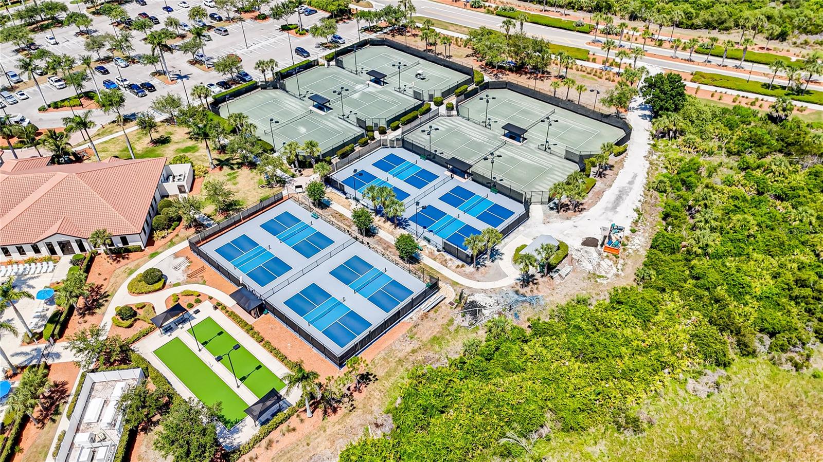 SARASOTA NATIONAL - Residential