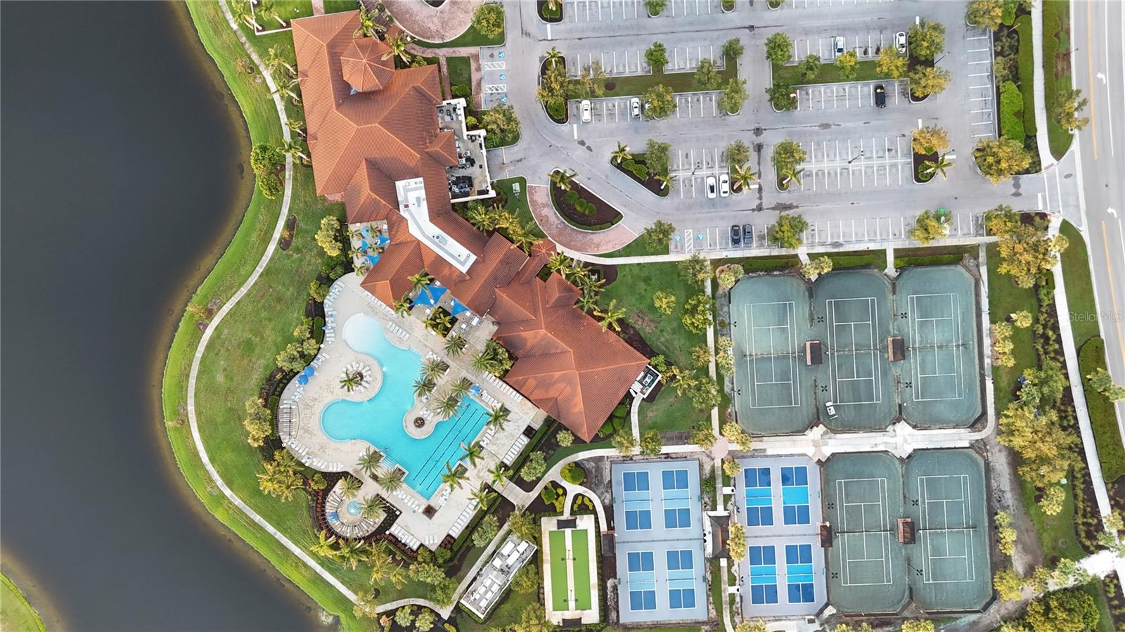 SARASOTA NATIONAL - Residential