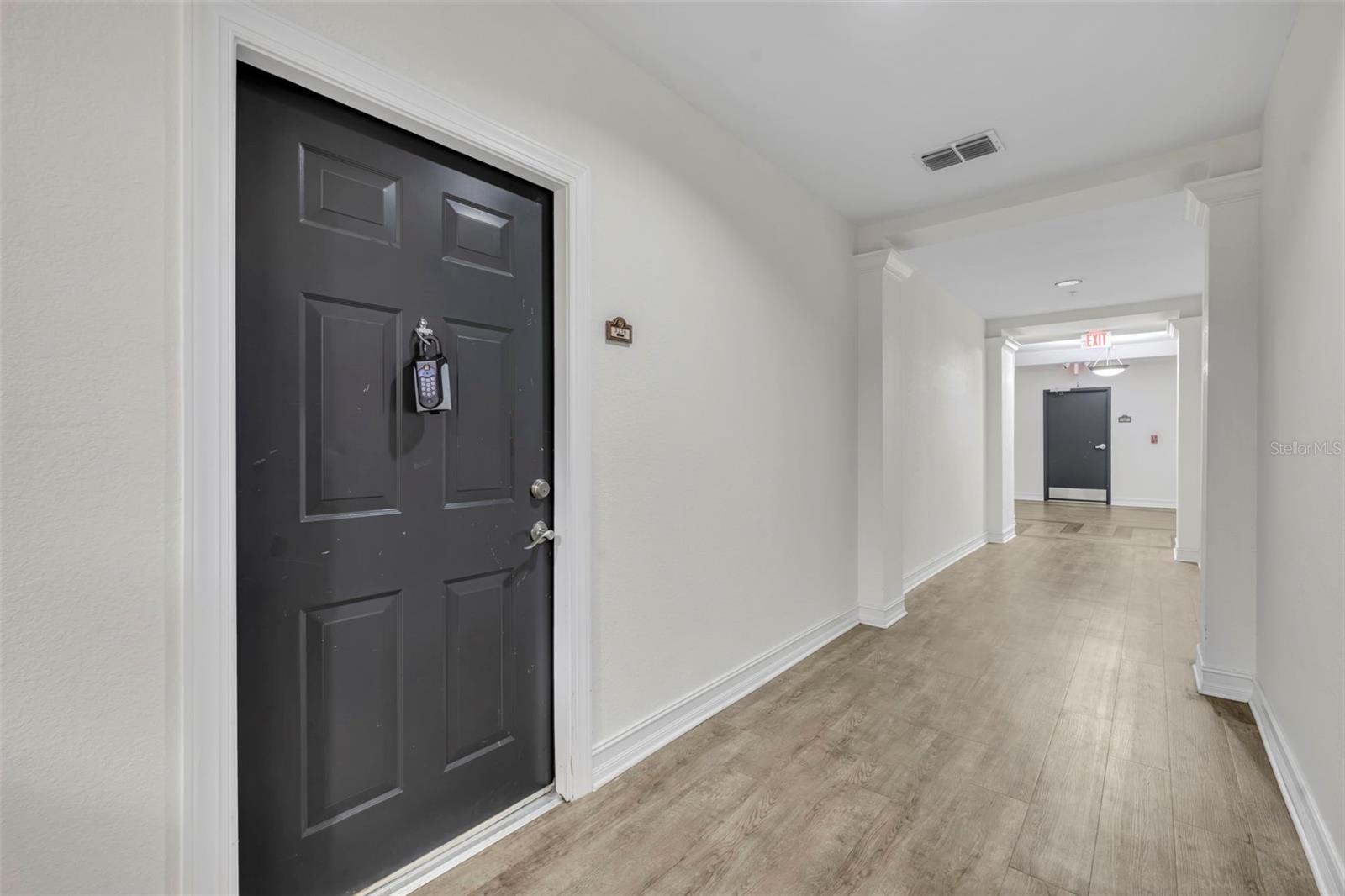 REGISTRY/MICHIGAN PARK - Residential