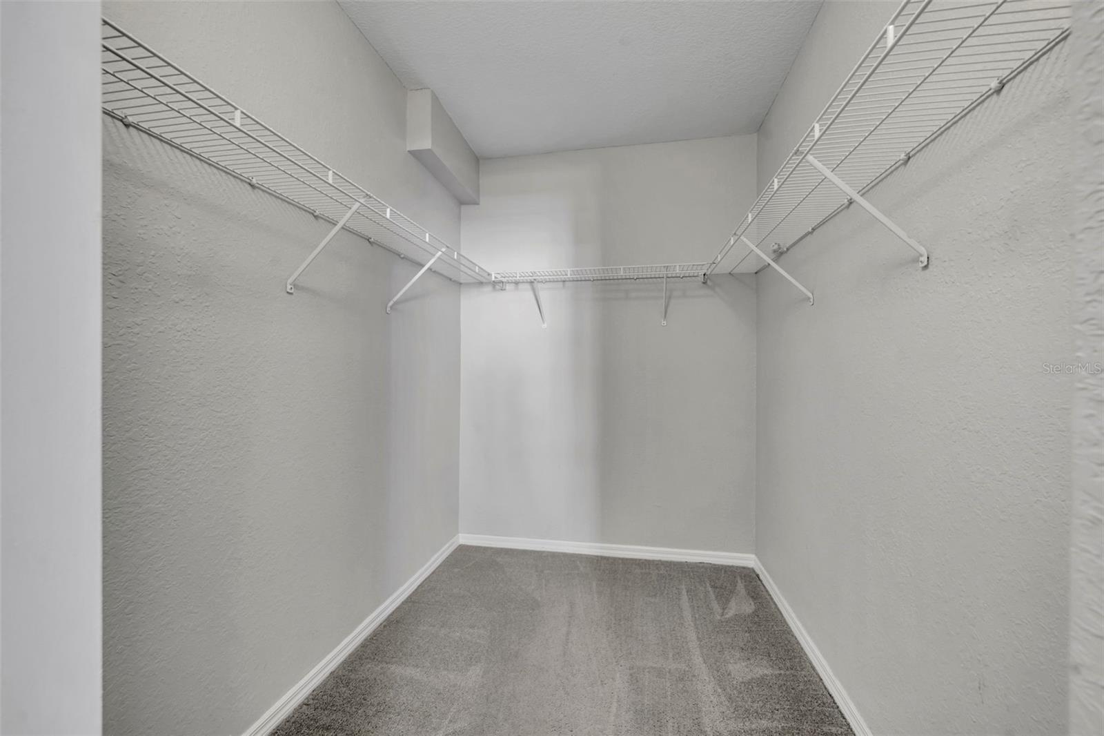 REGISTRY/MICHIGAN PARK - Residential