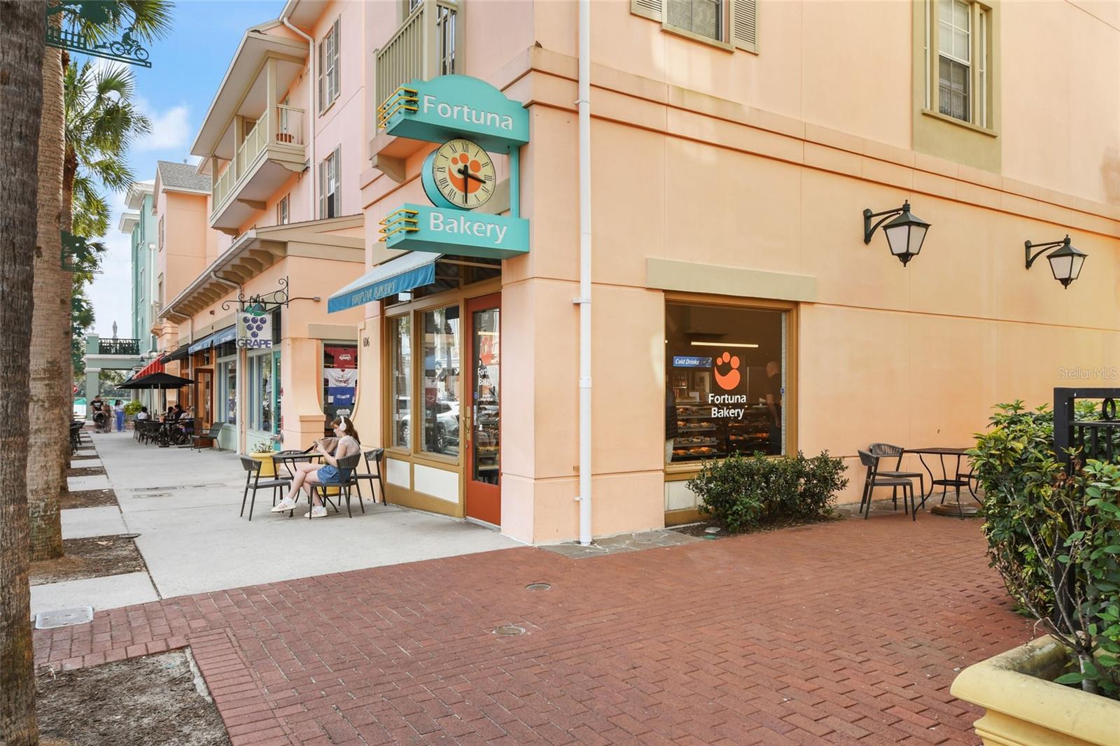 TOWN CENTER CONDOMINIUMS - Residential