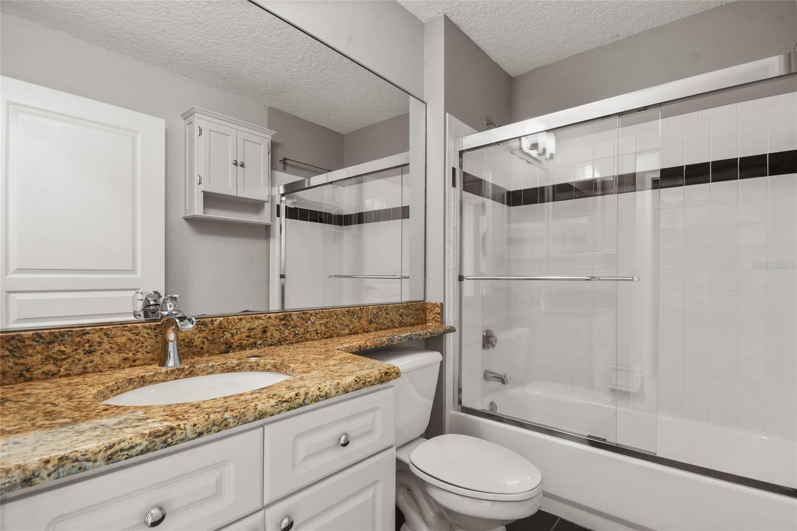 TOWN CENTER CONDOMINIUMS - Residential