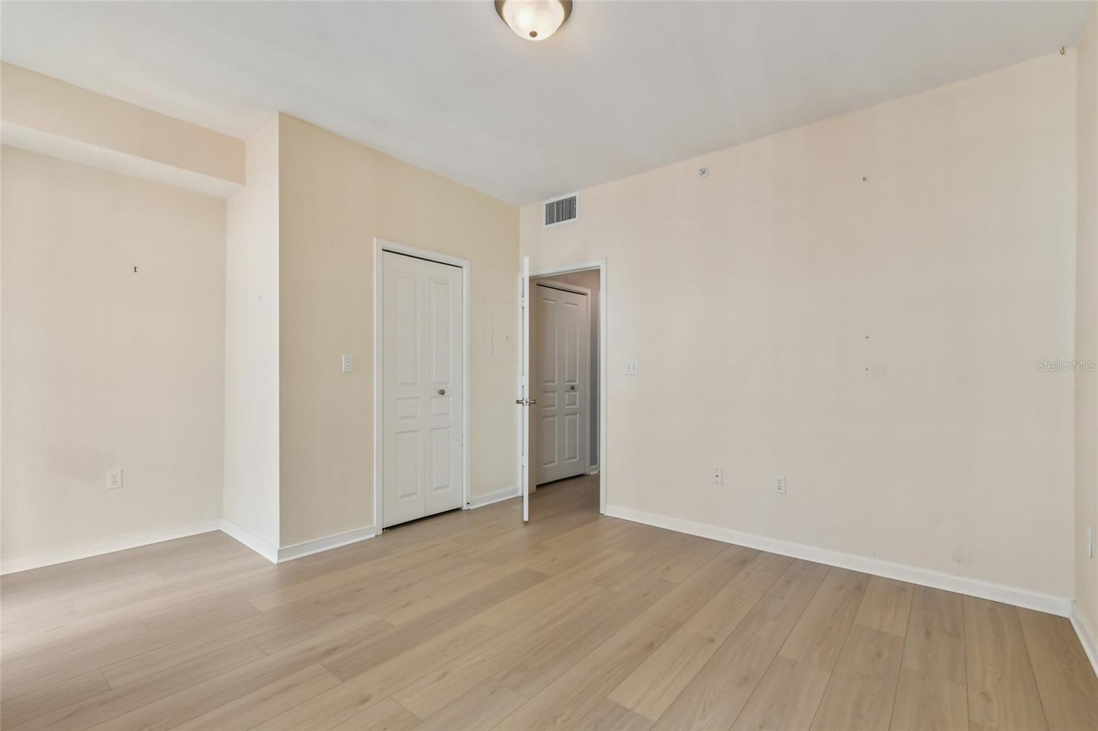 TOWN CENTER CONDOMINIUMS - Residential