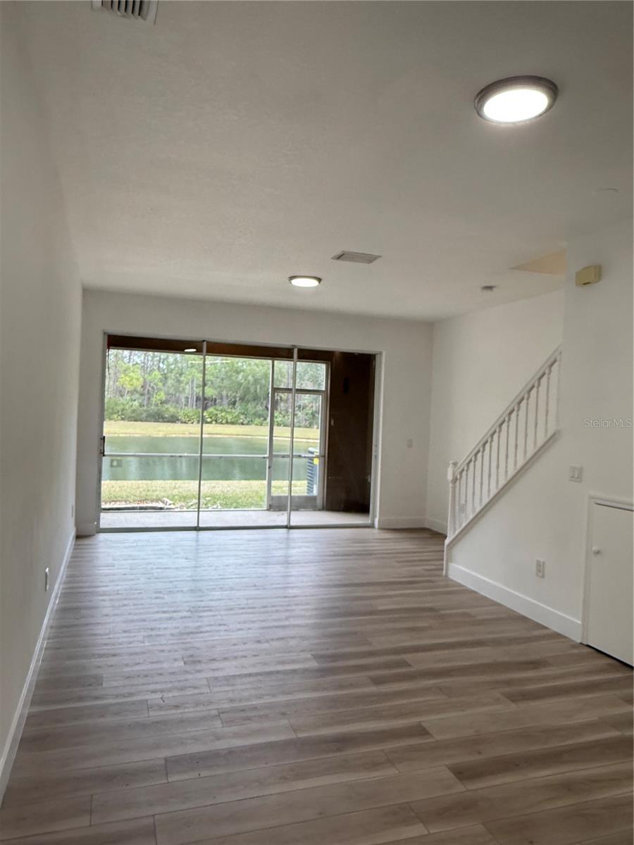 THE PROMENADE TWNHMS AT WES - Residential