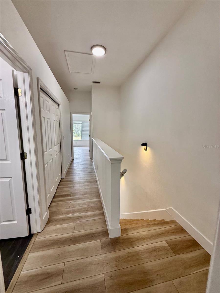 THE PROMENADE TWNHMS AT WES - Residential