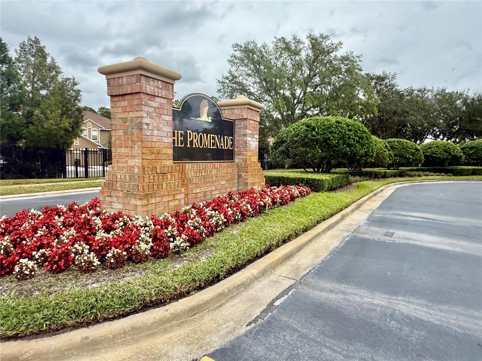 THE PROMENADE TWNHMS AT WES - Residential