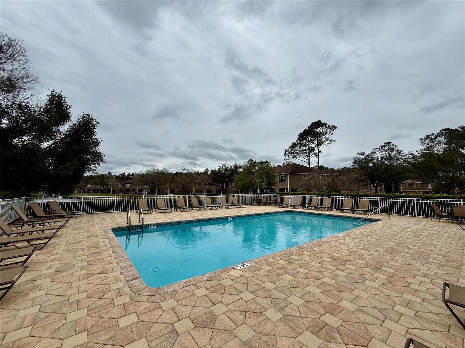 THE PROMENADE TWNHMS AT WES - Residential