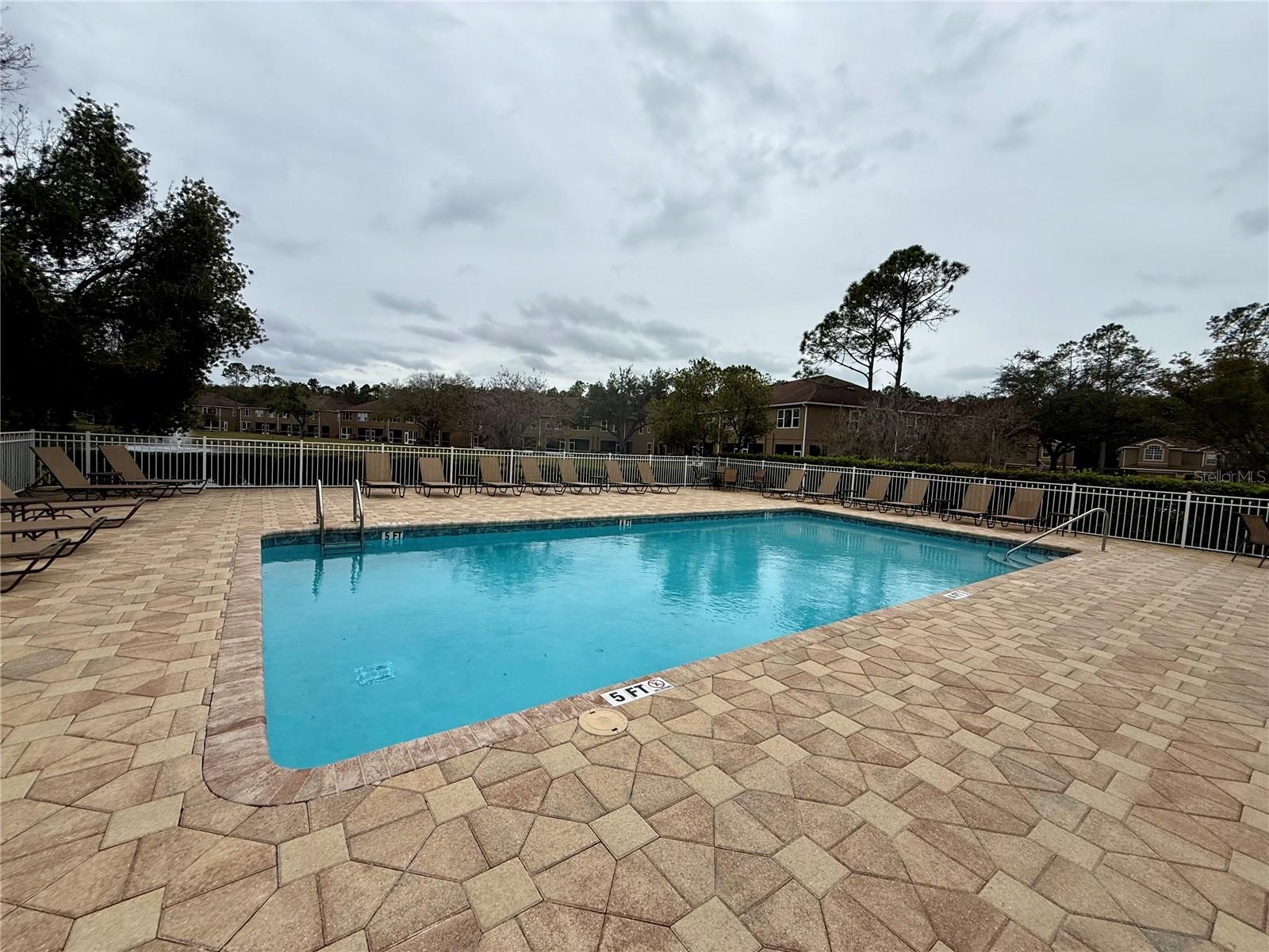 THE PROMENADE TWNHMS AT WES - Residential