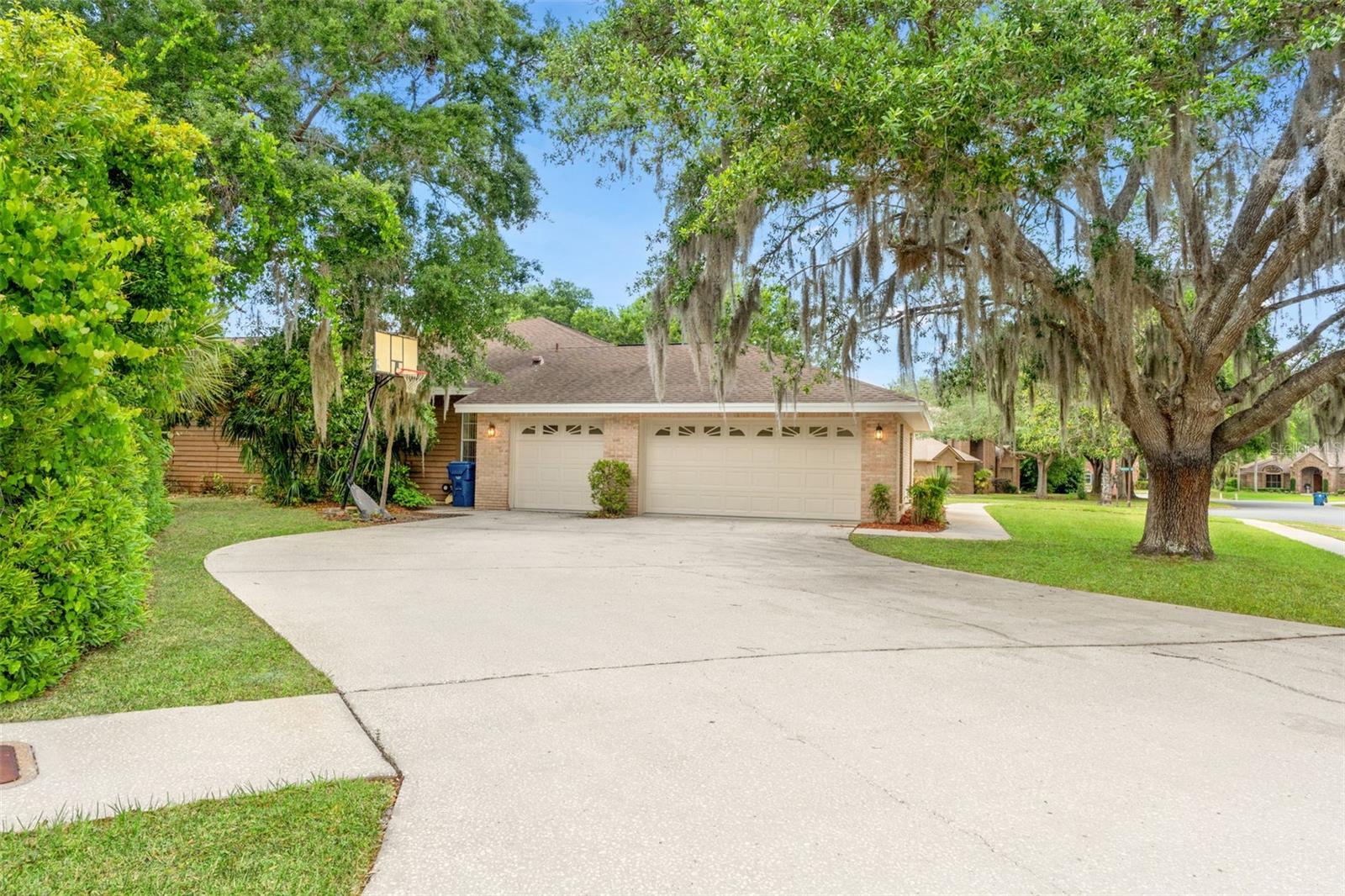 WATERS OF WEEKI WACHEE - Residential