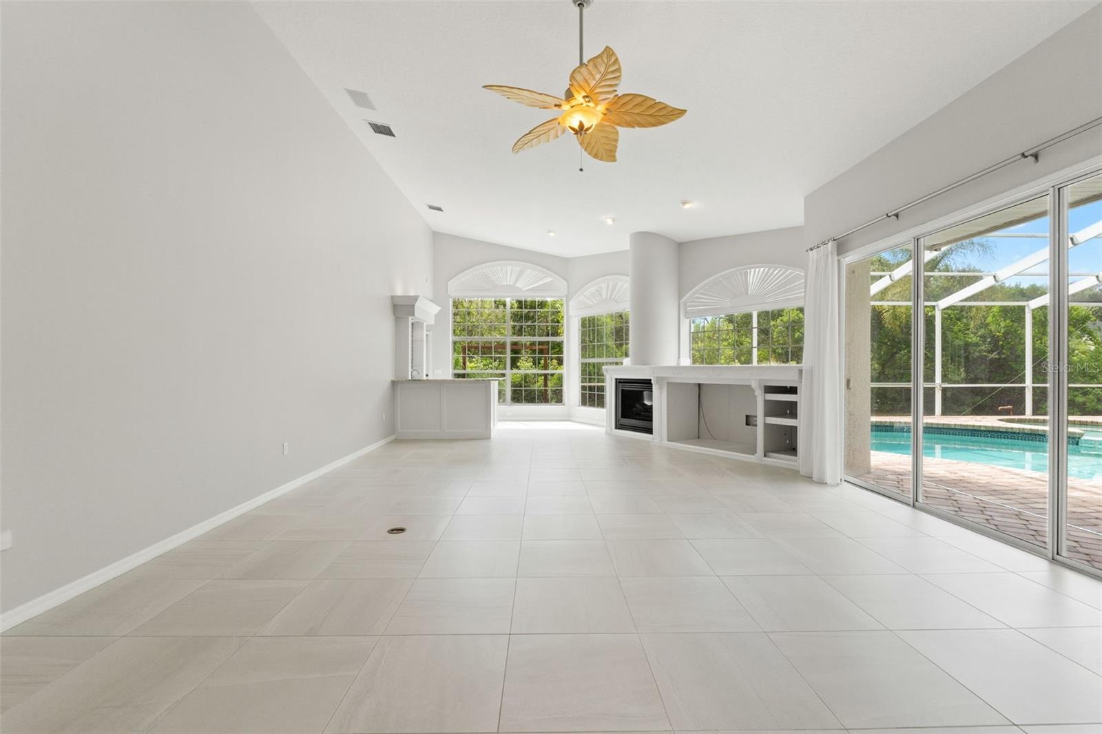 WATERS OF WEEKI WACHEE - Residential