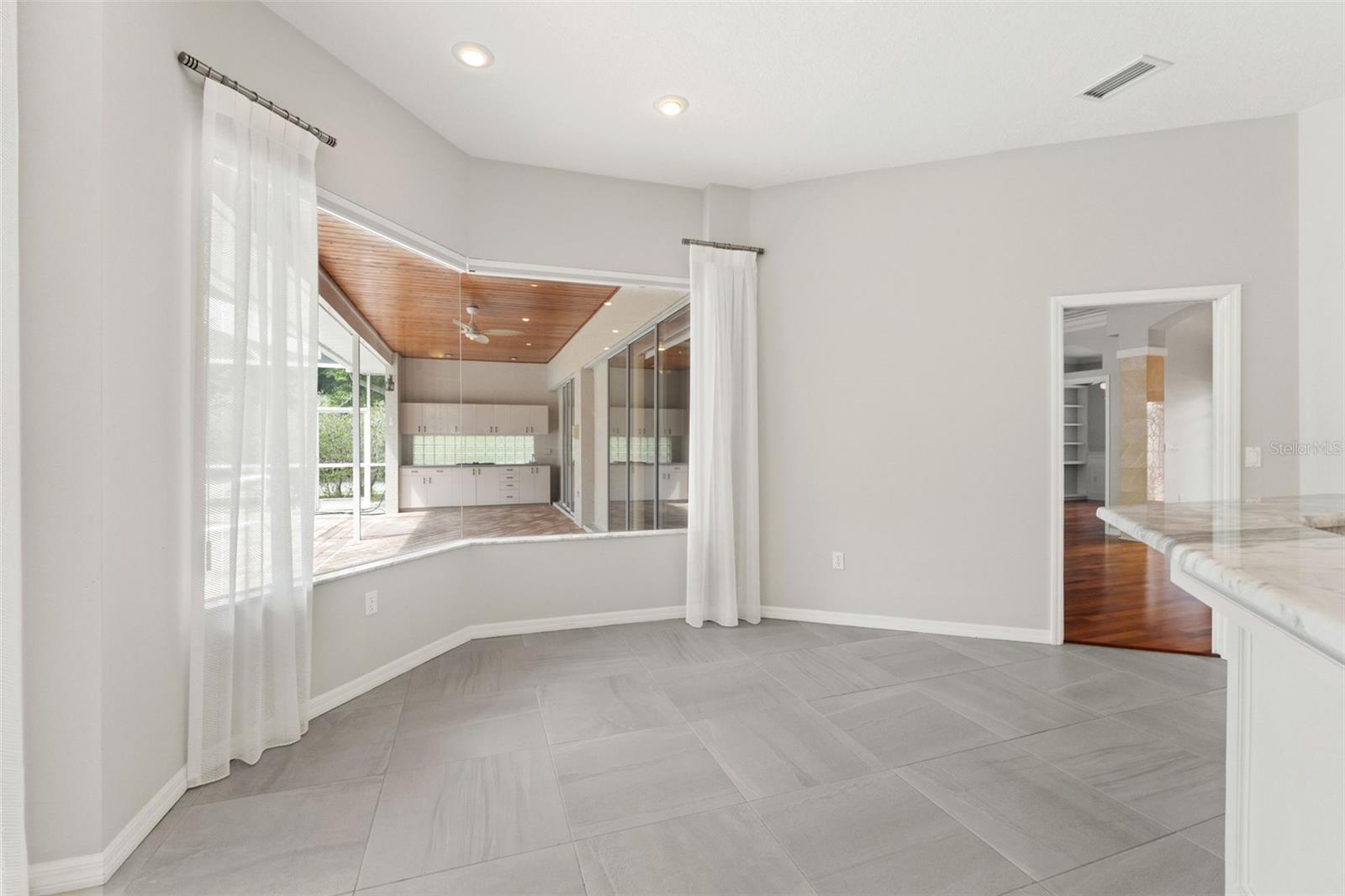 WATERS OF WEEKI WACHEE - Residential