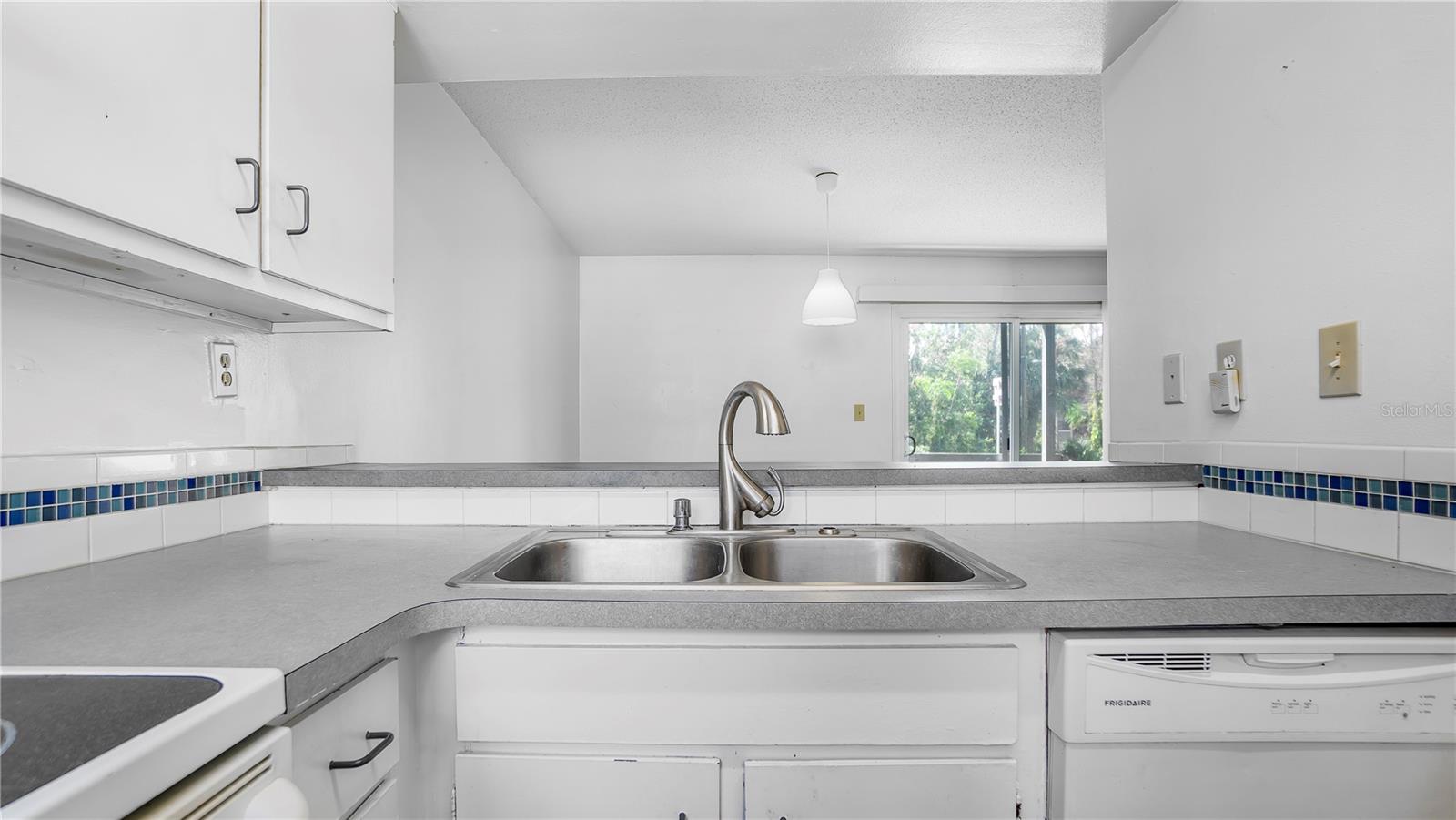 WINTER PARK WOODS CONDO - Residential