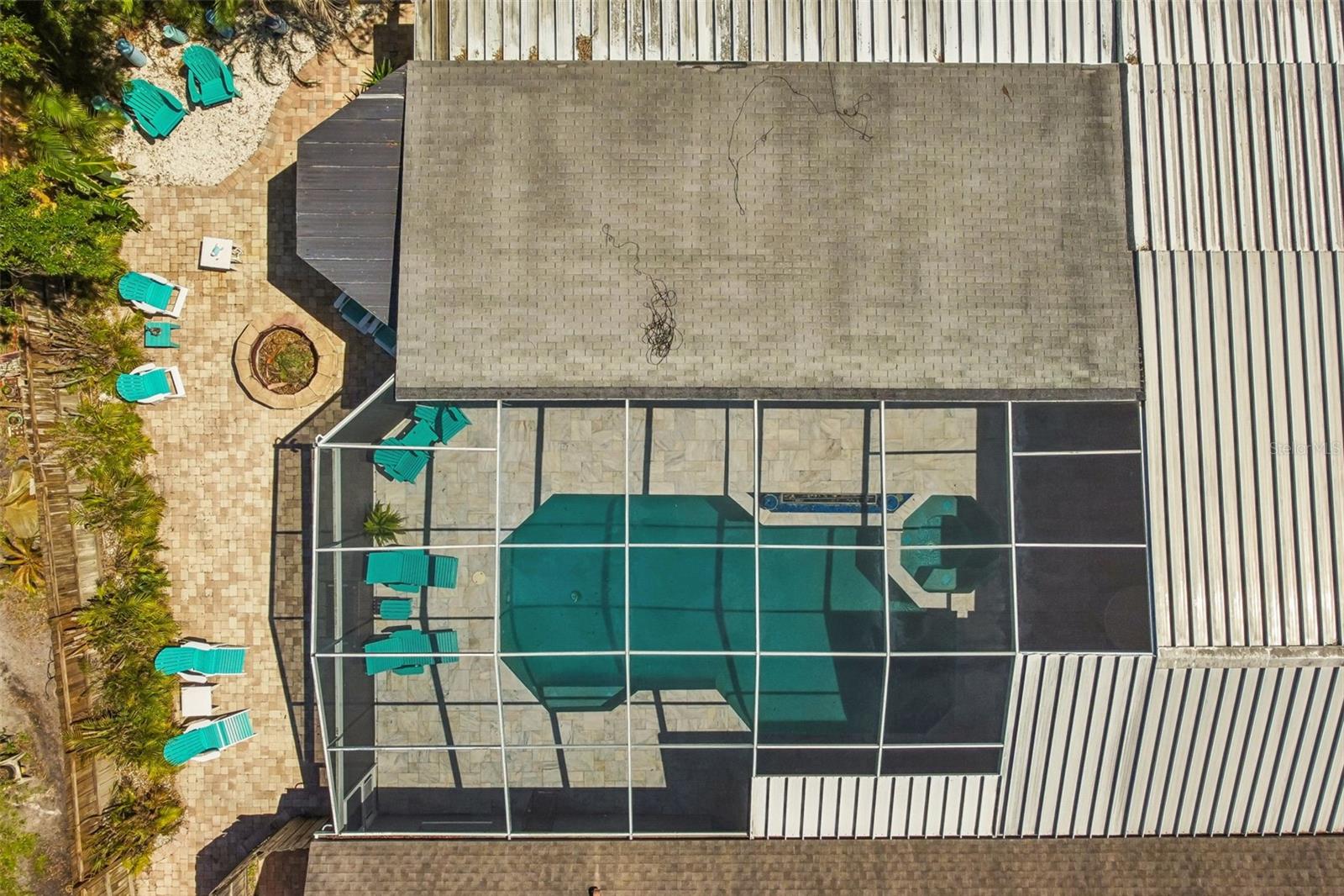 LAKE PADGETT - Residential