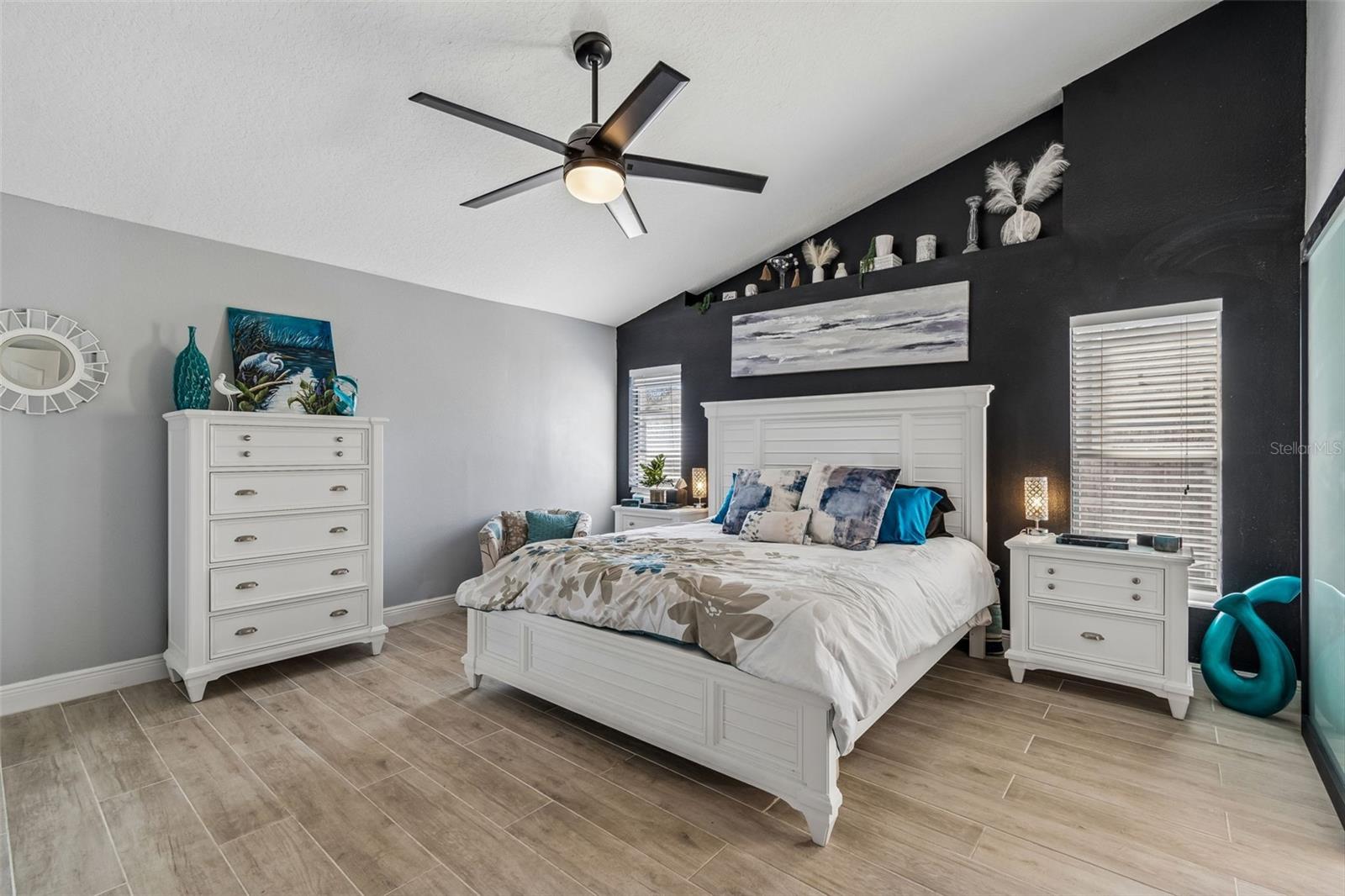 LAKE PADGETT - Residential