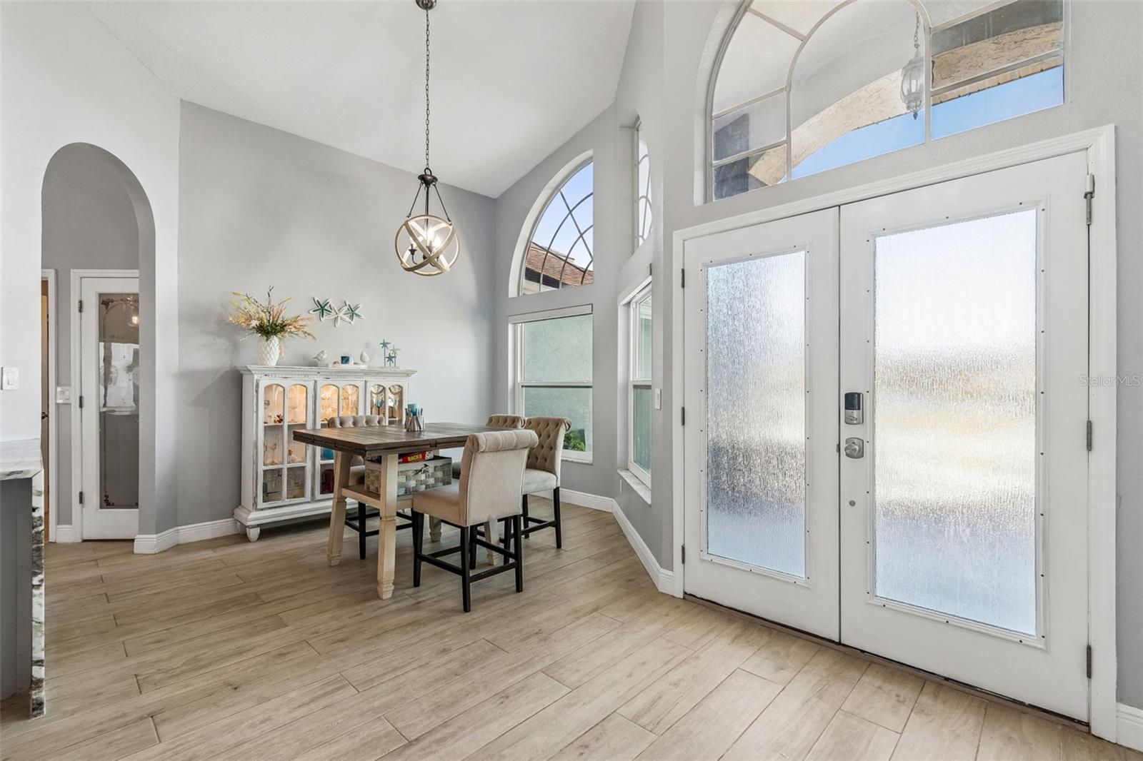 LAKE PADGETT - Residential