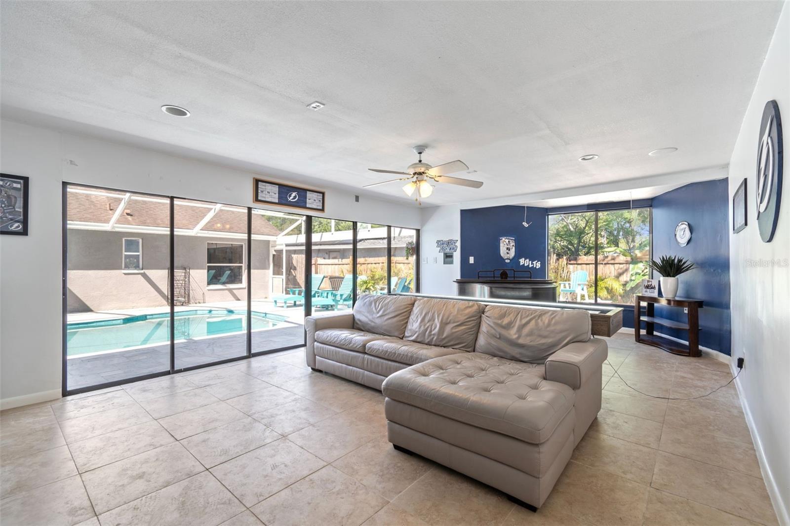 LAKE PADGETT - Residential