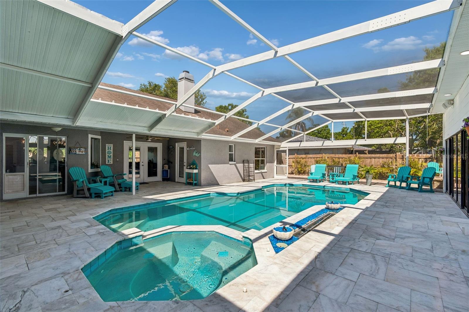 LAKE PADGETT - Residential