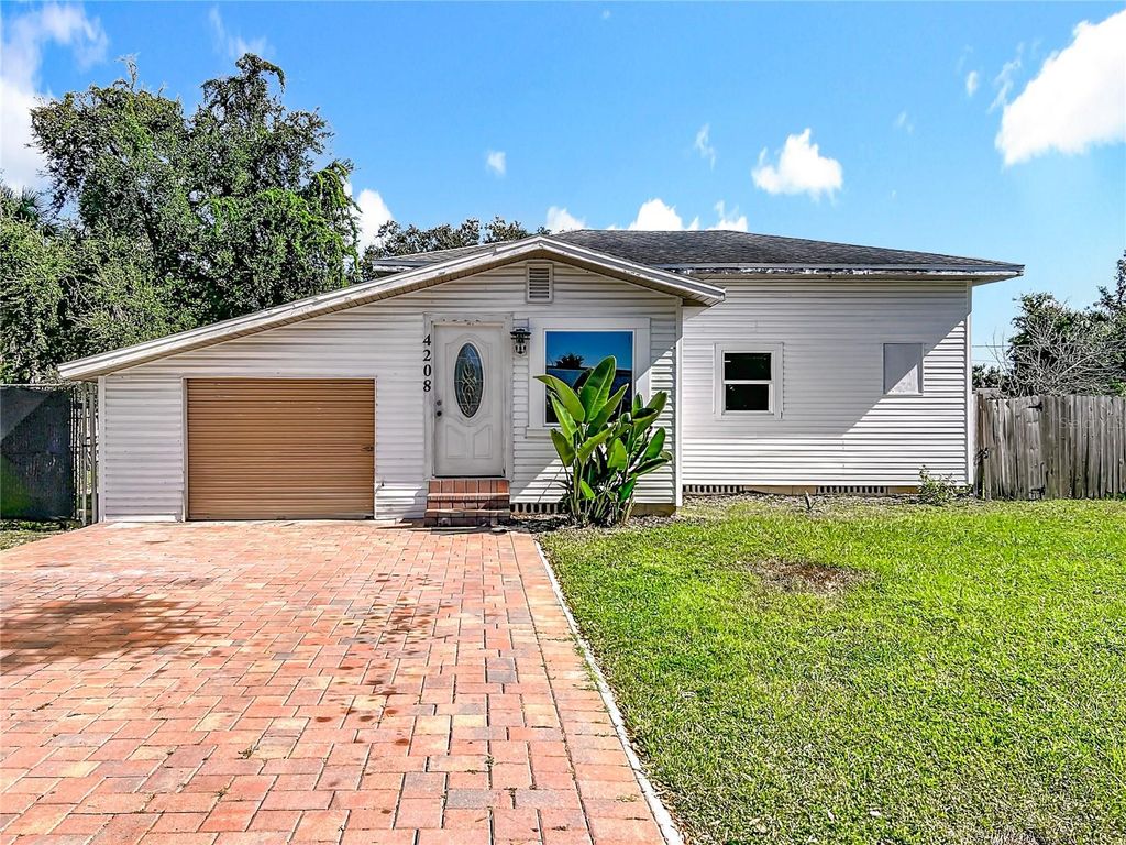 Photo of 4208 3rd Avenue Boulevard E, Palmetto, FL 34221 (MLS # TB8439095)
