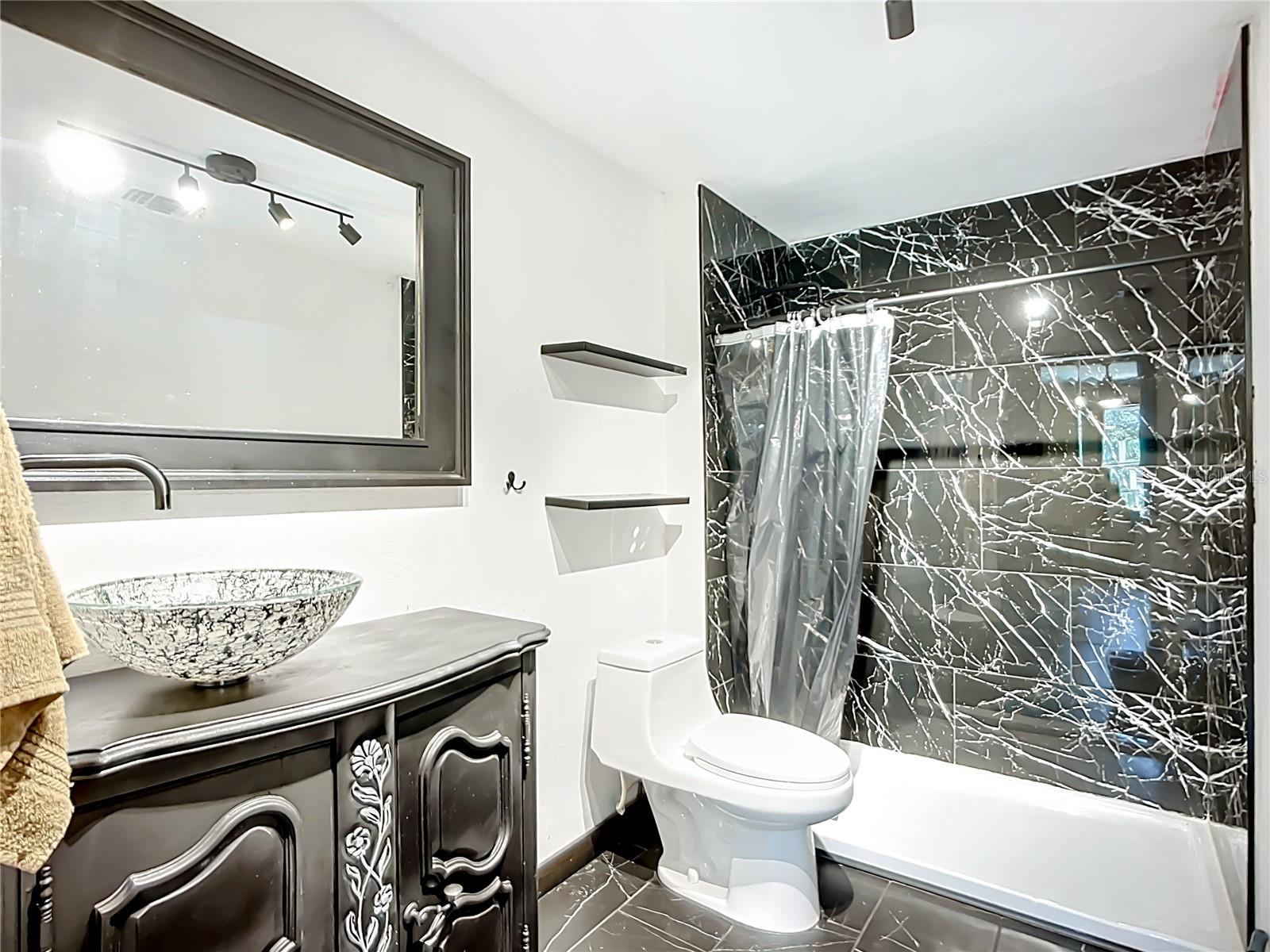 PALMETTO COUNTRY CLUB ESTATES FIRST UNIT - Residential