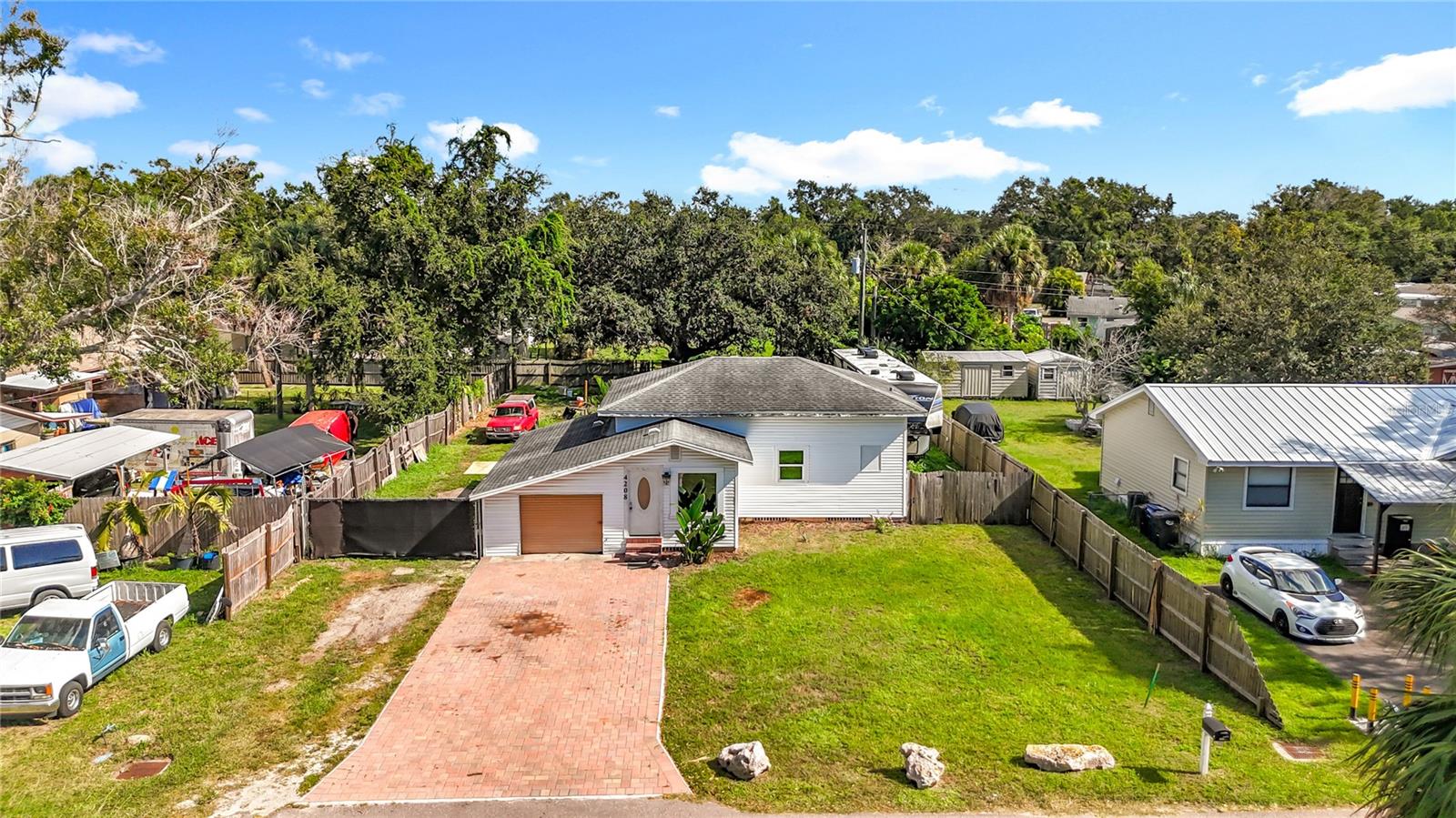 PALMETTO COUNTRY CLUB ESTATES FIRST UNIT - Residential