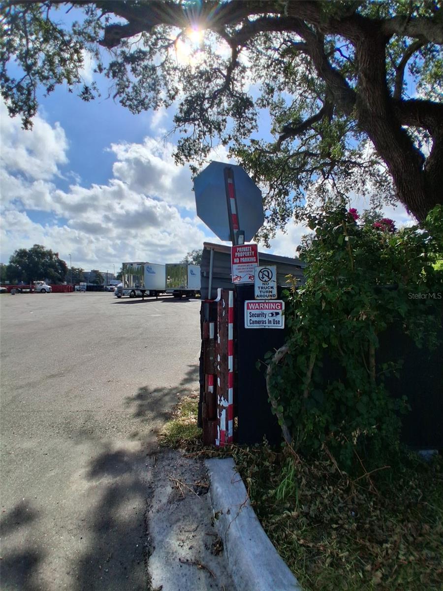 Photo of 7001 Causeway Boulevard, Tampa, FL 33619 (MLS # L4962212)