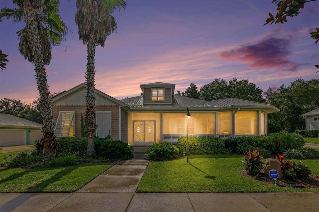 Photo of 1182 Fiesta Key Circle, Lady Lake, FL 32159 (MLS # L4964460)
