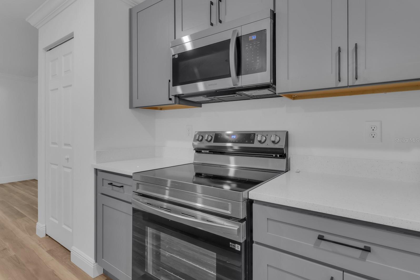 INVERNESS HIGHLANDS SOUTH - Residential