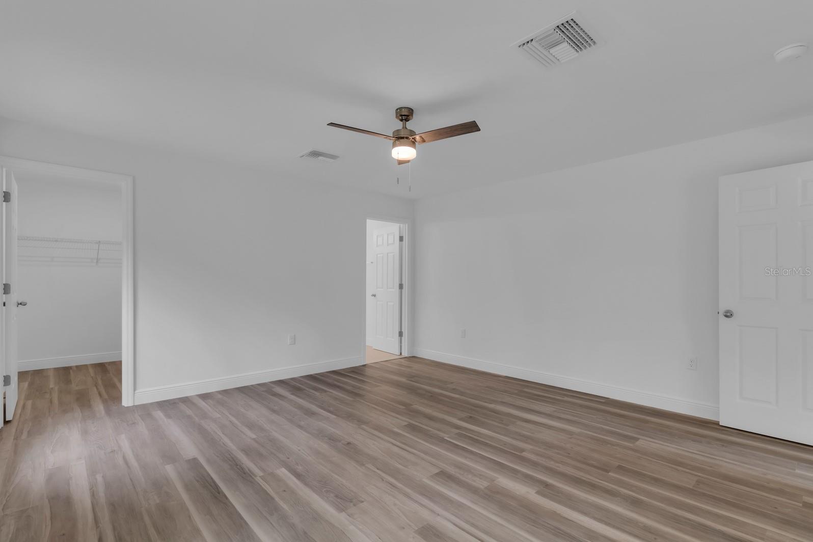 INVERNESS HIGHLANDS SOUTH - Residential