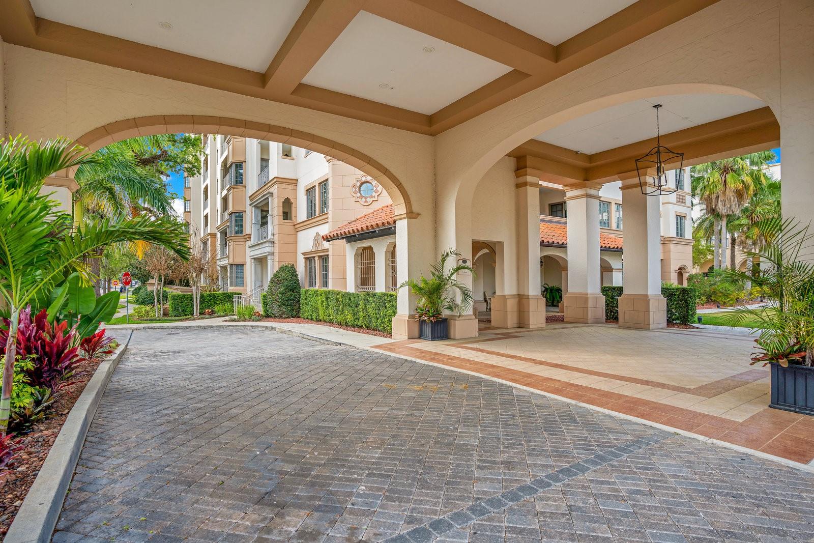 RESIDENCES - Residential