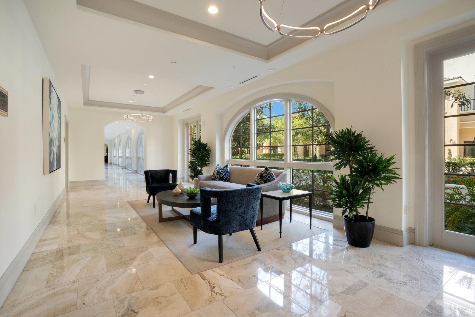 RESIDENCES - Residential