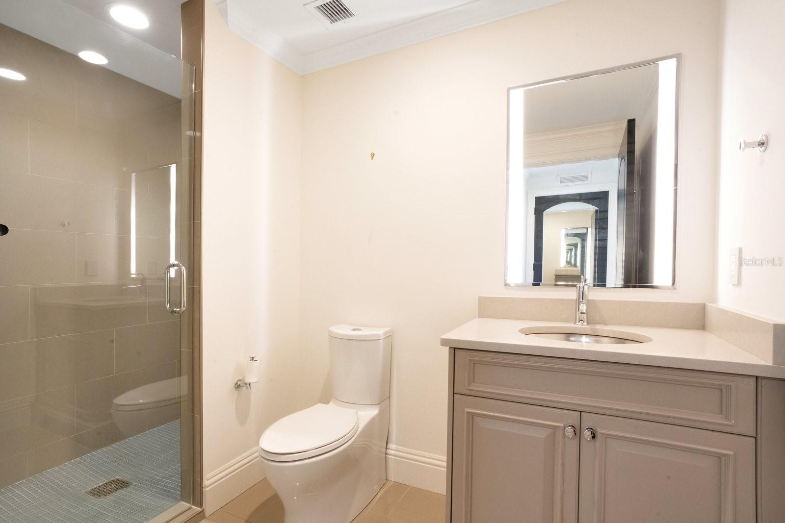 RESIDENCES - Residential