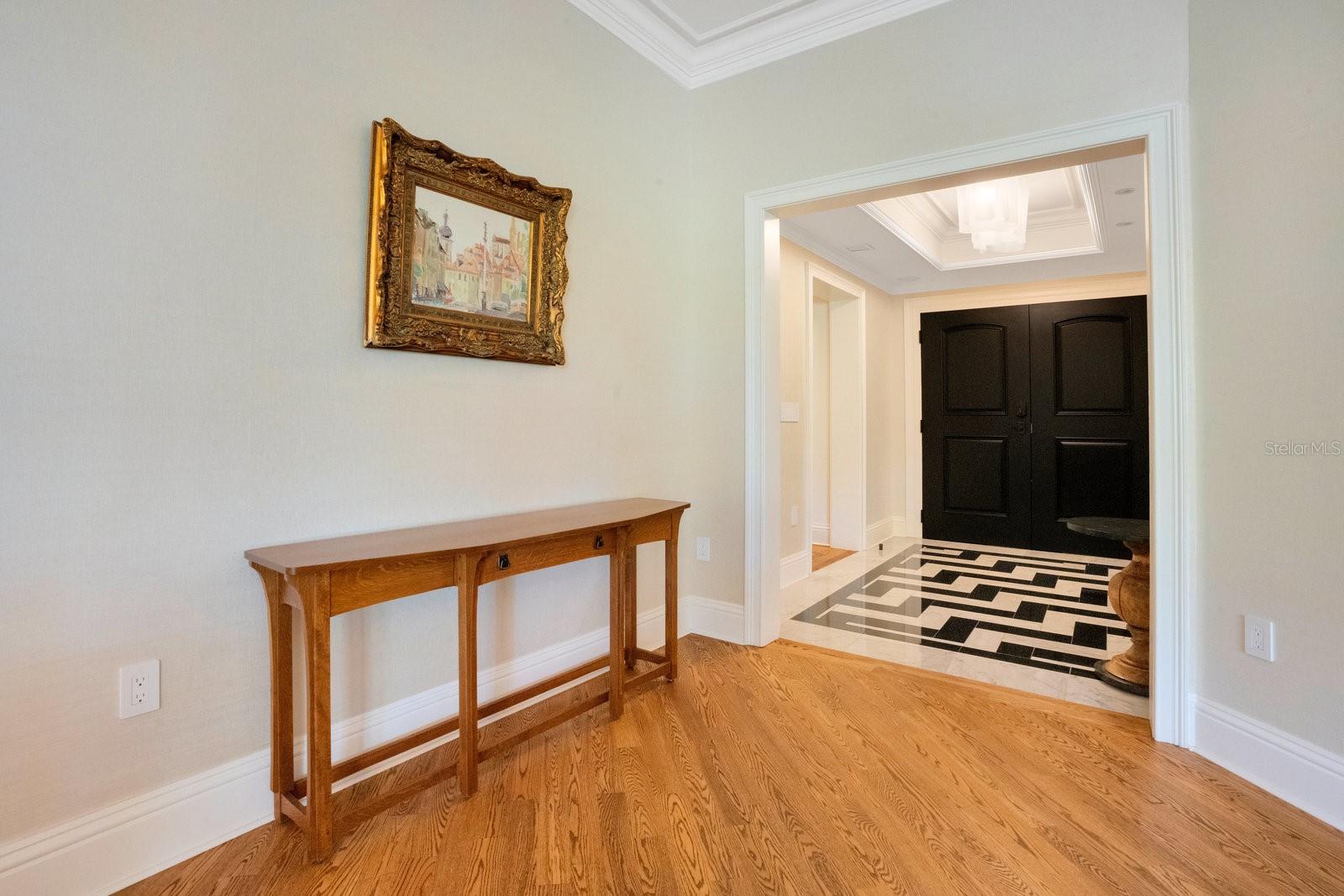 RESIDENCES - Residential