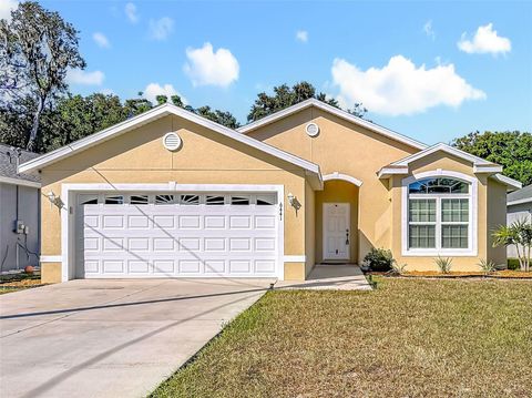 Photo of 6441 Pennsylvania Avenue, New Port Richey, FL 34653 (MLS # O6355150)