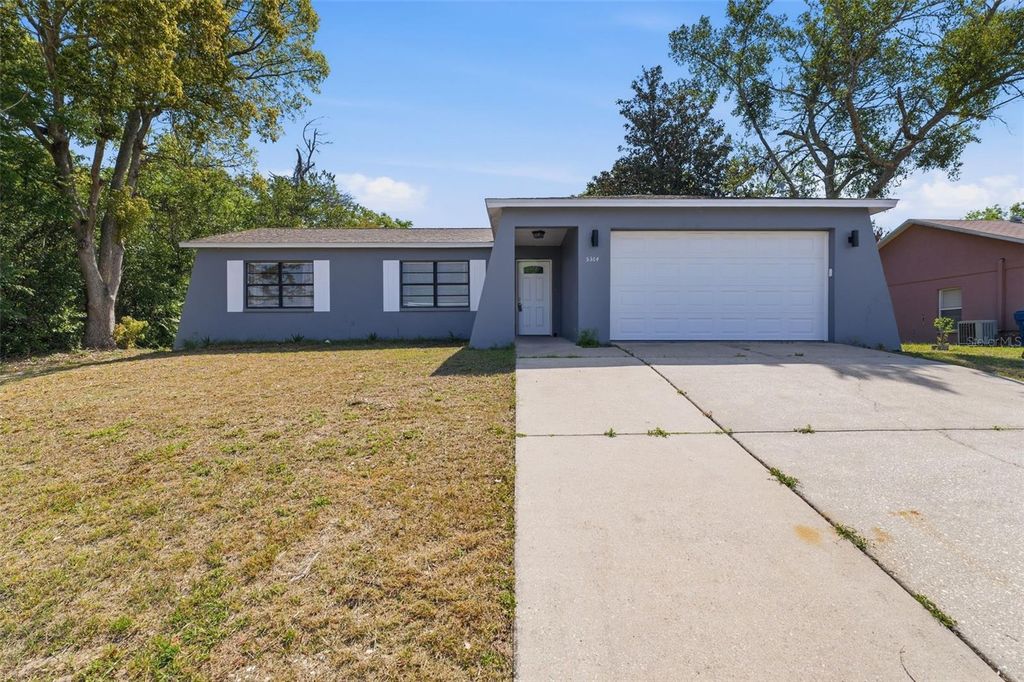 Photo of 5364 Deltona Boulevard, Spring Hill, FL 34606 (MLS # W7884380)