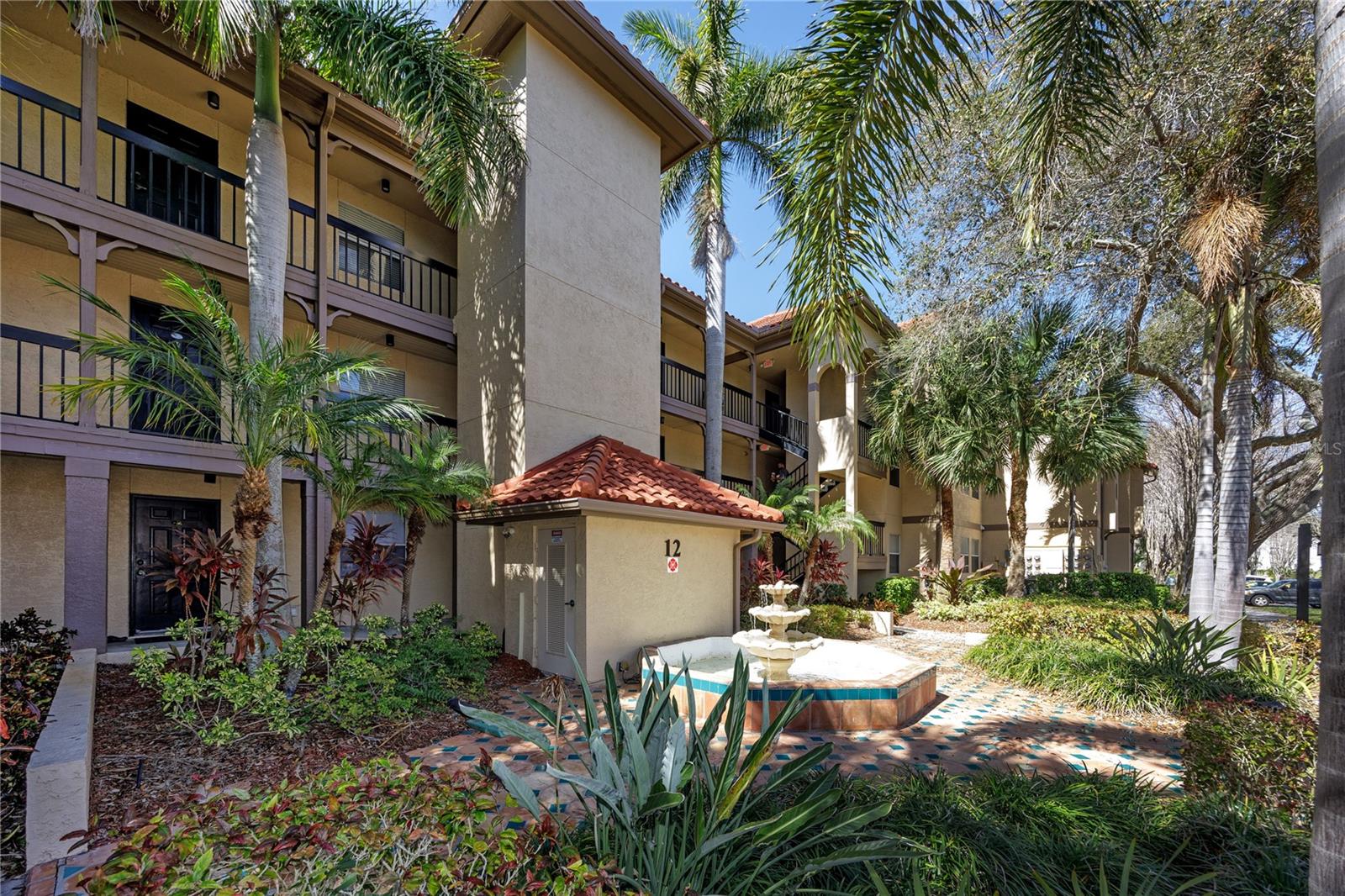 2400 FEATHER SOUND DRIVE 1236