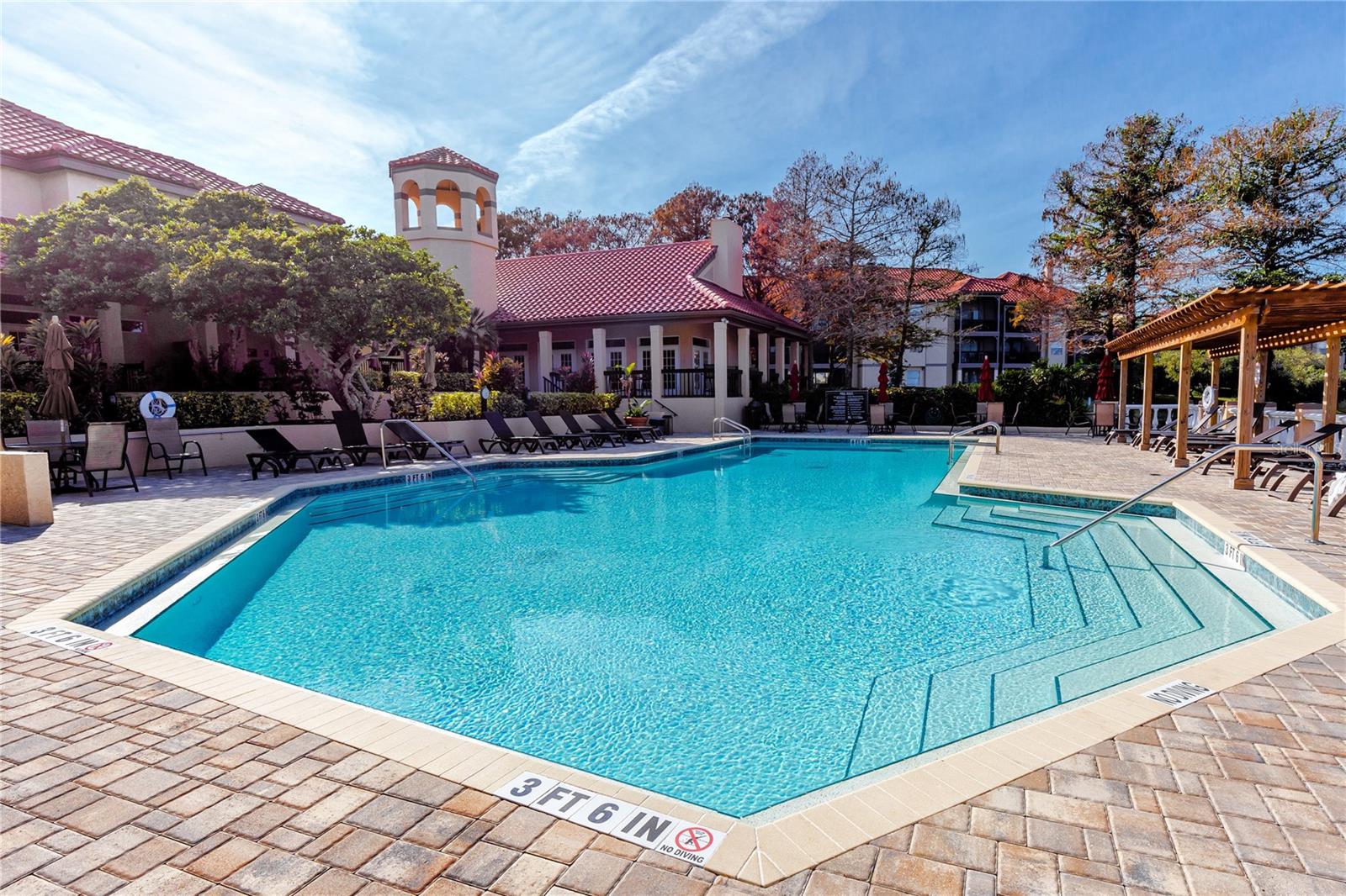 AUDUBON CONDO AT FEATHER SOUND - Residential