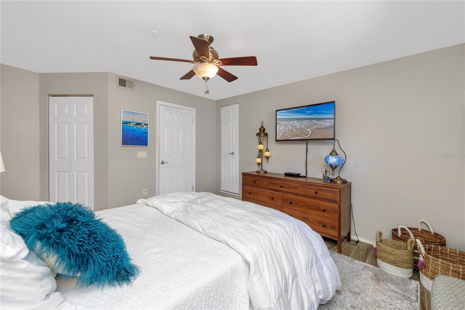 AUDUBON CONDO AT FEATHER SOUND - Residential