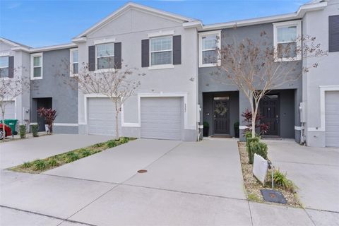 Photo of 5349 Pinecone Court, Wildwood, FL 34785 (MLS # G5106720)