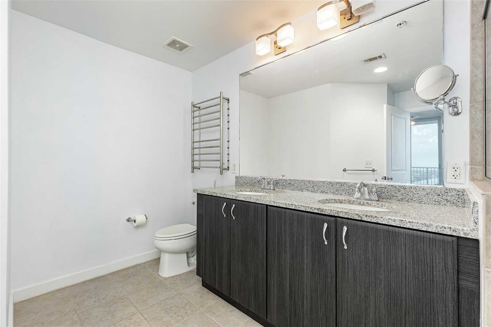 SKYPOINT A CONDO - Residential Lease