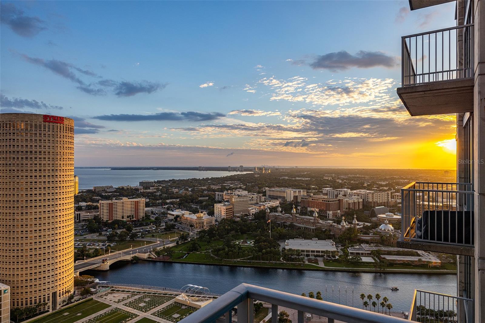 SKYPOINT A CONDO - Residential Lease