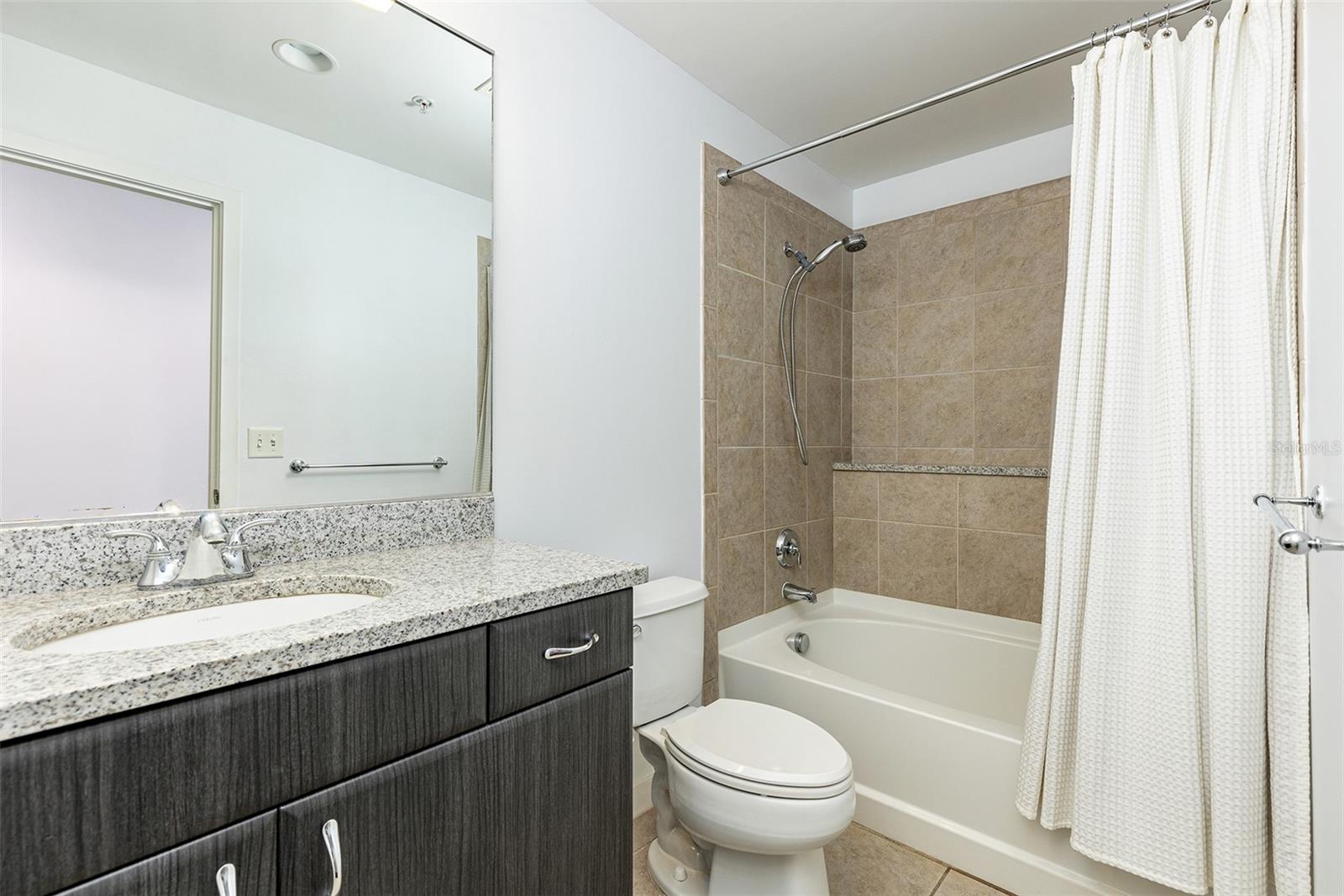 SKYPOINT A CONDO - Residential Lease