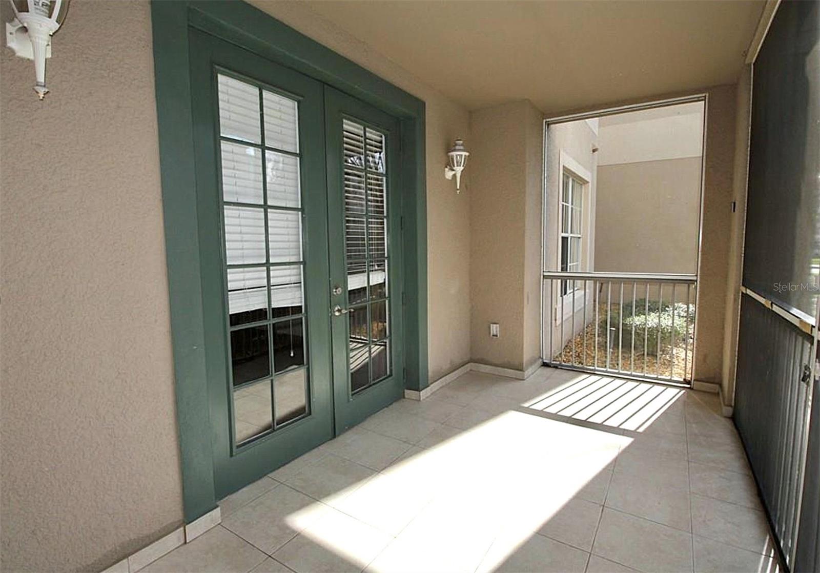 FLORA RIDGE PH 10 CONDO - Residential