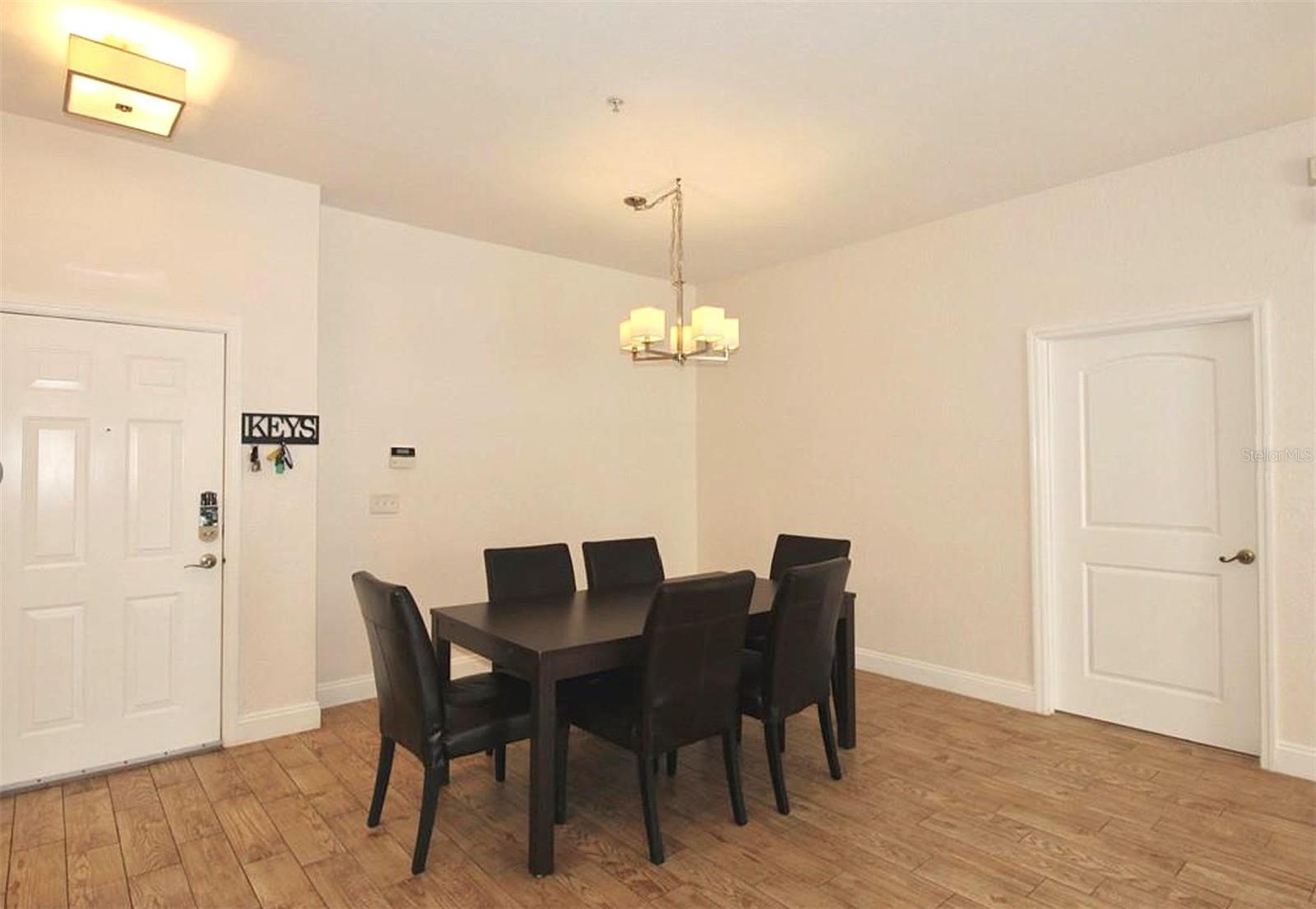 3001 LAUREL PARK LANE 105