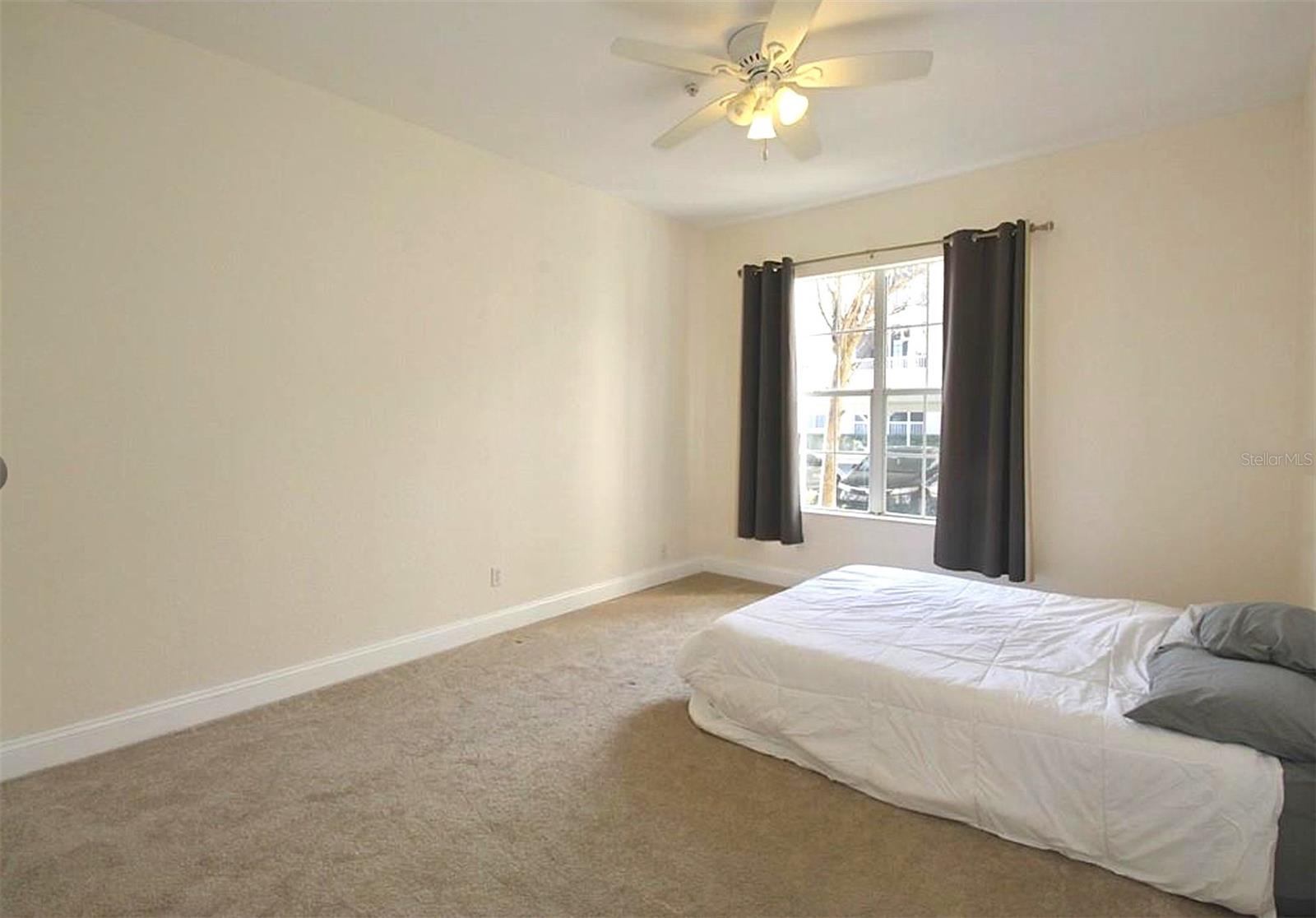 FLORA RIDGE PH 10 CONDO - Residential