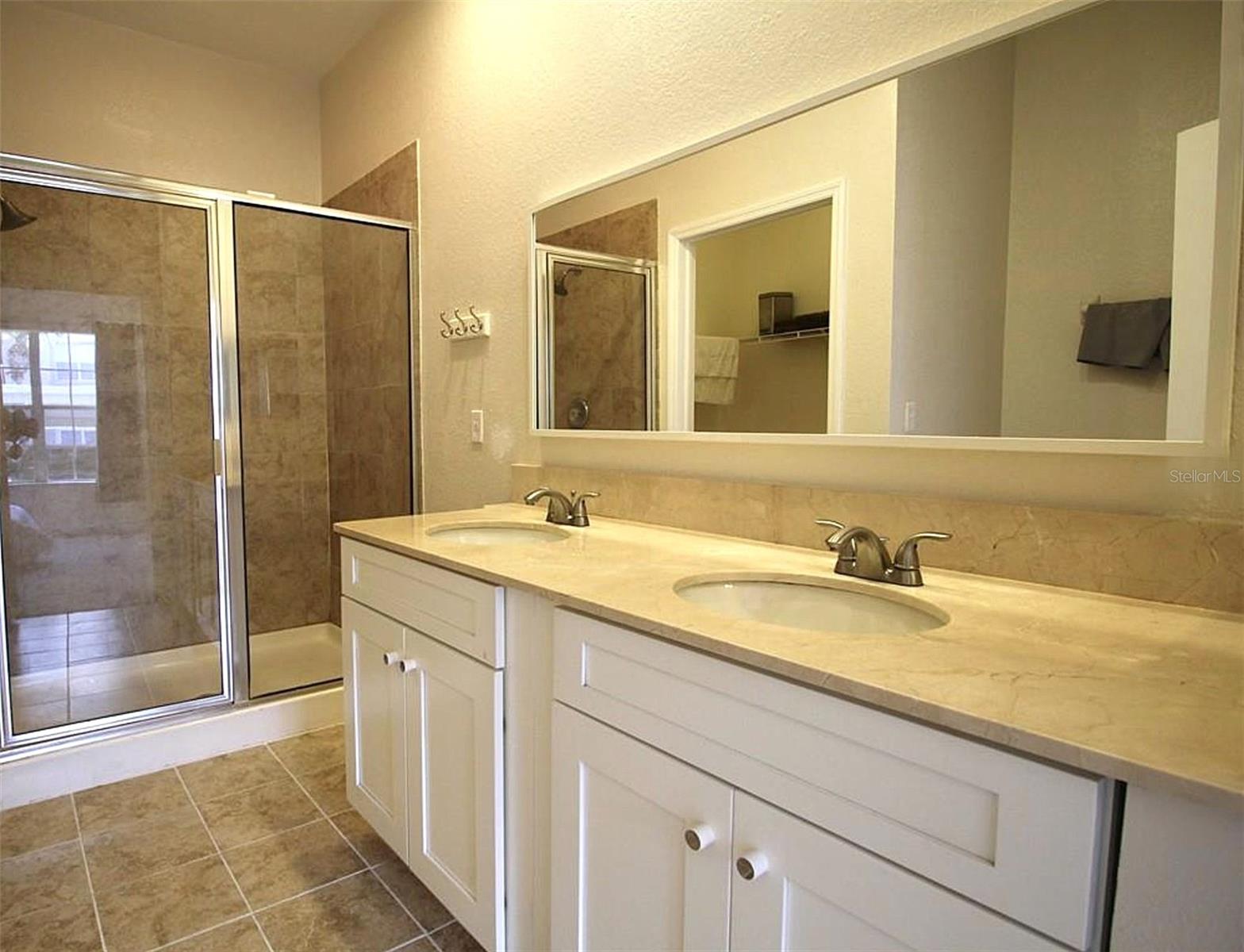 FLORA RIDGE PH 10 CONDO - Residential