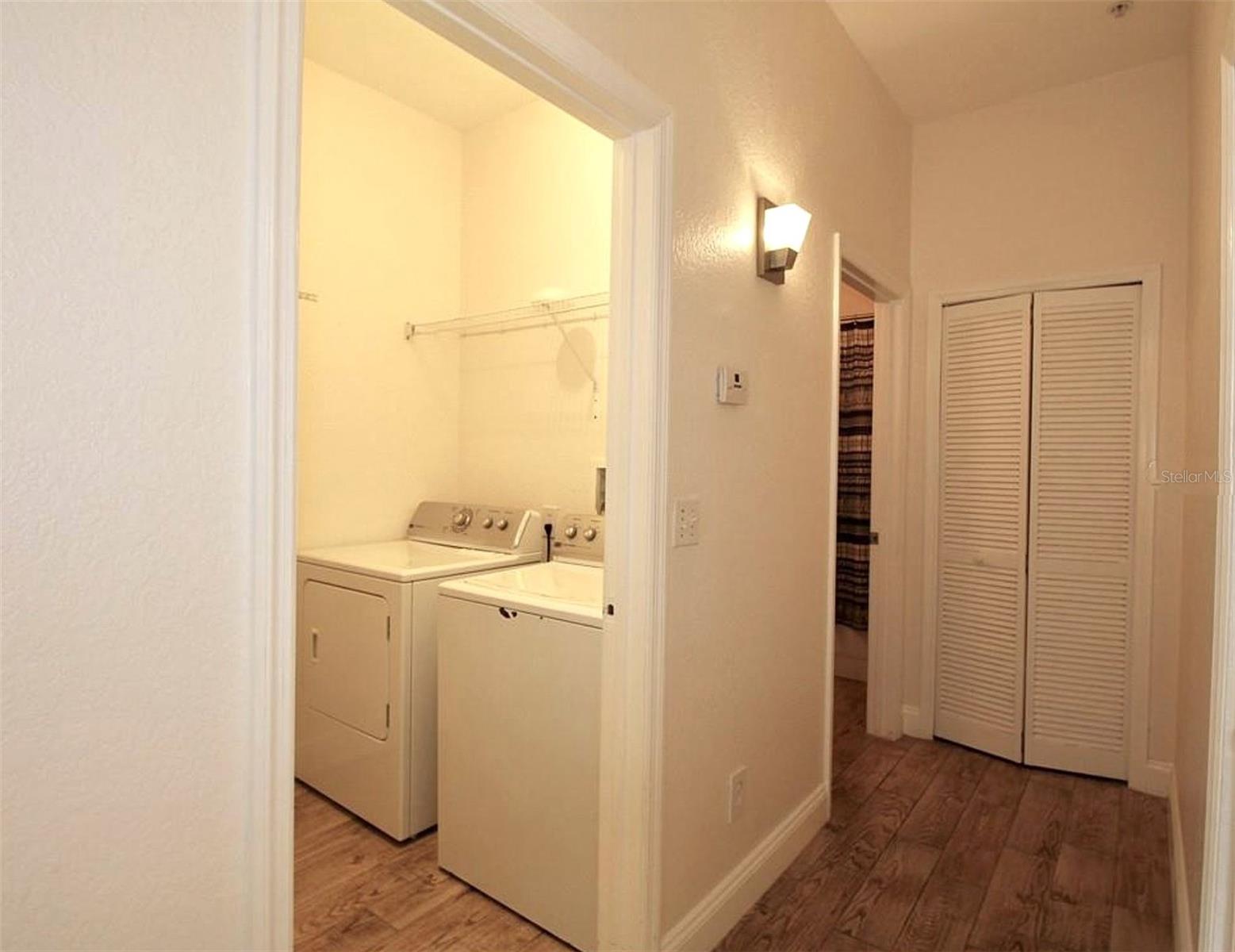 FLORA RIDGE PH 10 CONDO - Residential