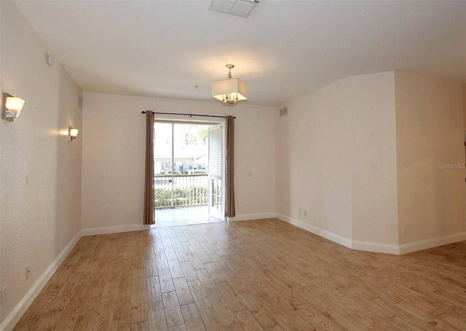 3001 LAUREL PARK LANE 105